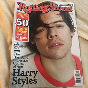 NEW HARRY STYLES ROLLING STONE COVER MAGAZINE